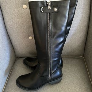MIA Page boots